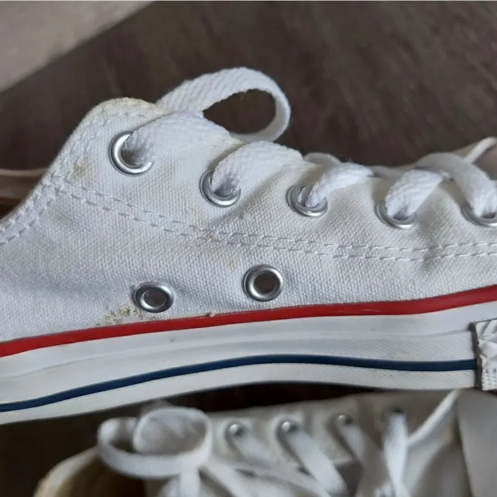 Converse Low Top Sneaker Size 1 White